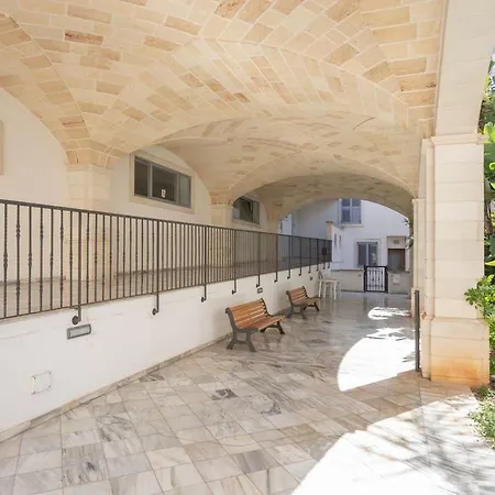 Holiday home Bilocale Corso Italia 695 1° Piano Con Balcone *
