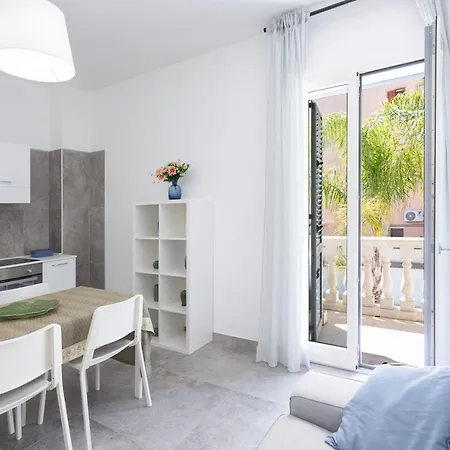 Bilocale Corso Italia 695 1° Piano Con Balcone * Gallipoli