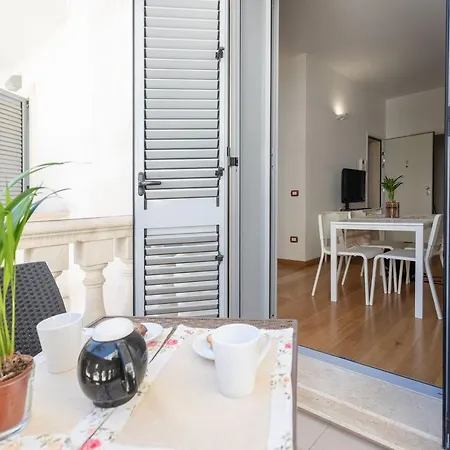 Bilocale Corso Italia 695 1° Piano Con Balcone Holiday home *